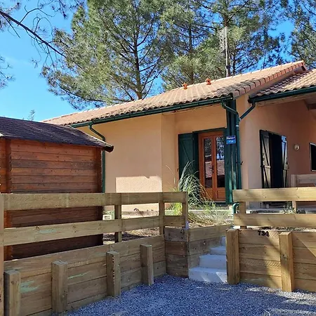 Maison Sous La Pinede, Wifi - 4 Pers. - Fr-1-878-52 Holiday home