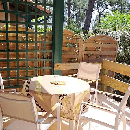 Maison Sous La Pinede, Wifi - 4 Pers. - Fr-1-878-52 * Мольез-е-Маа